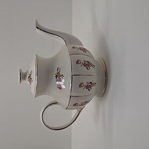 Arthur Wood Donegal England Teapot ABSOLUTELY BEAUTIFUL